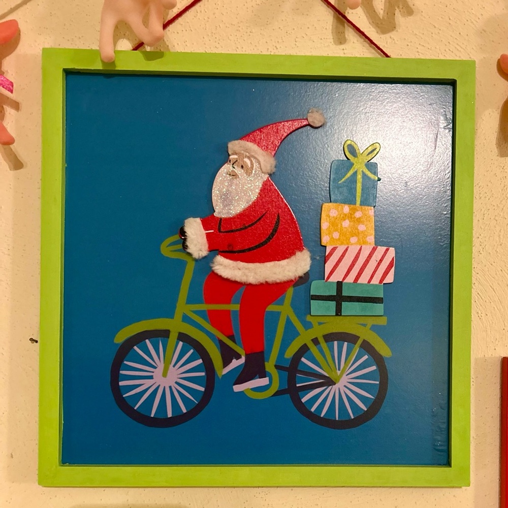 NWT WONDERSHOP CYCLING SANTA CHRISTMAS HOLIDAY WALL ART (READ FULL DESCRIPTION)